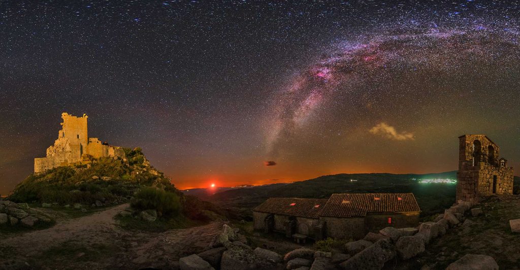 Astroturismo en Trevejo. Extremadura Buenas Noches. Autor: Juan Carlos Casado.